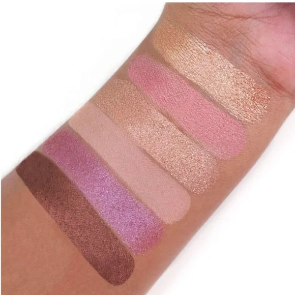 Wander Beauty Wanderess Fling Eyeshadow Palette - Gold, Purple, Brown Shades - Picture 8 of 9